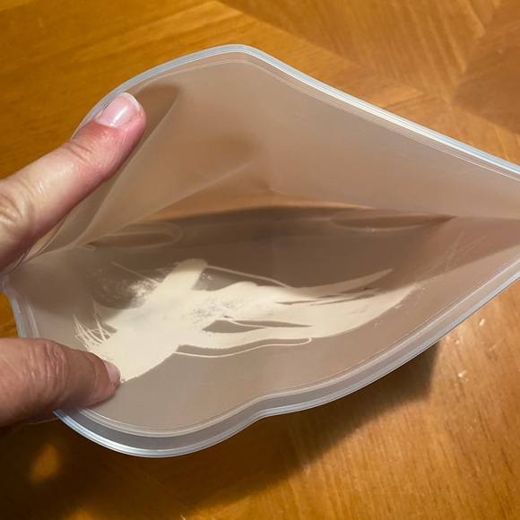 Fenty Beauty Makeup Pouch - Picture 4 of 6